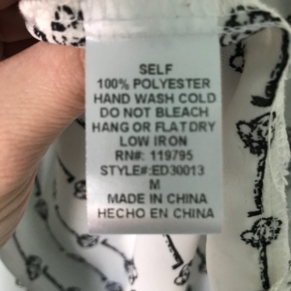 Fun Key Print Button Down Top Size Medium - Picture 7 of 7